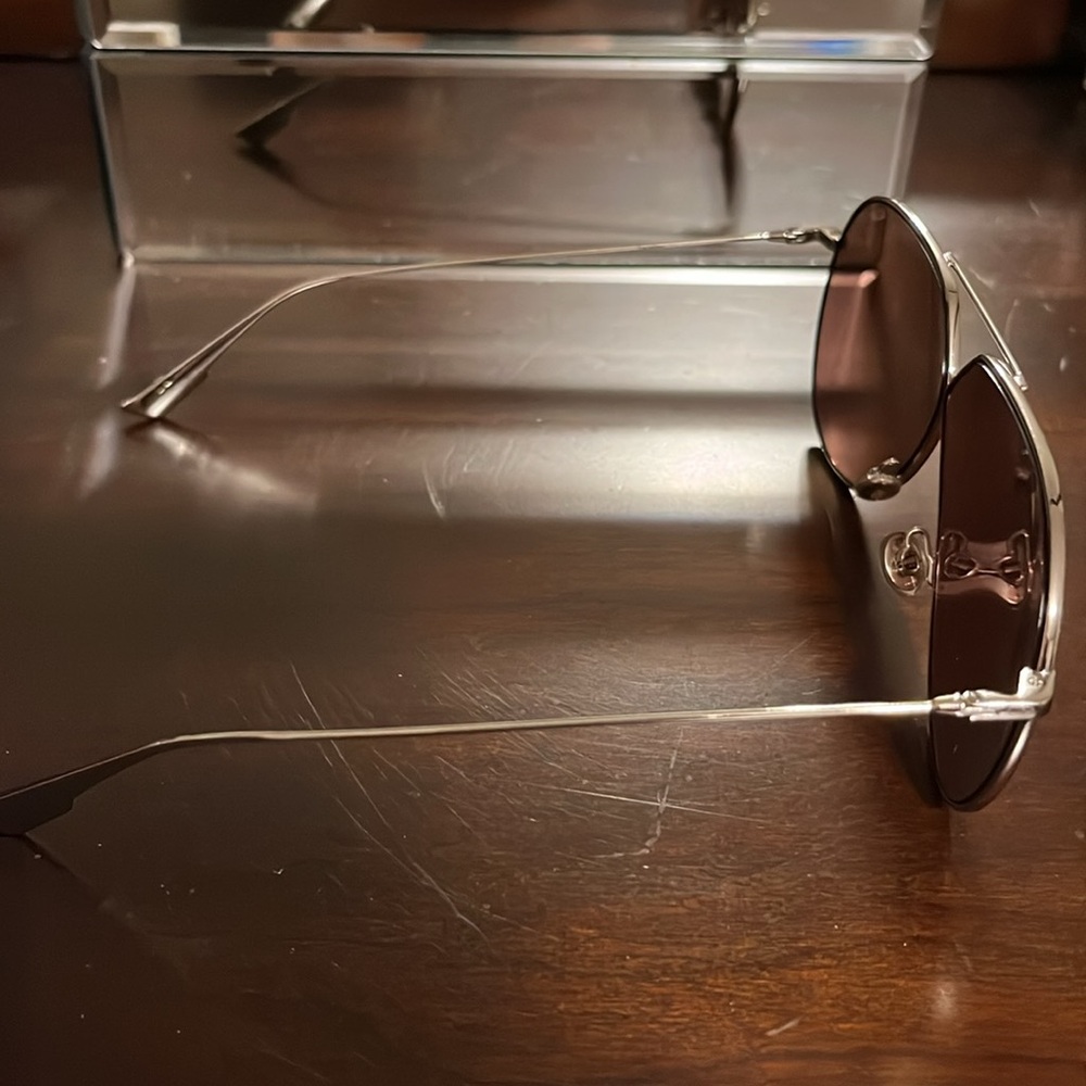 Authentic DIOR Sunglasses - Picture 6 of 7